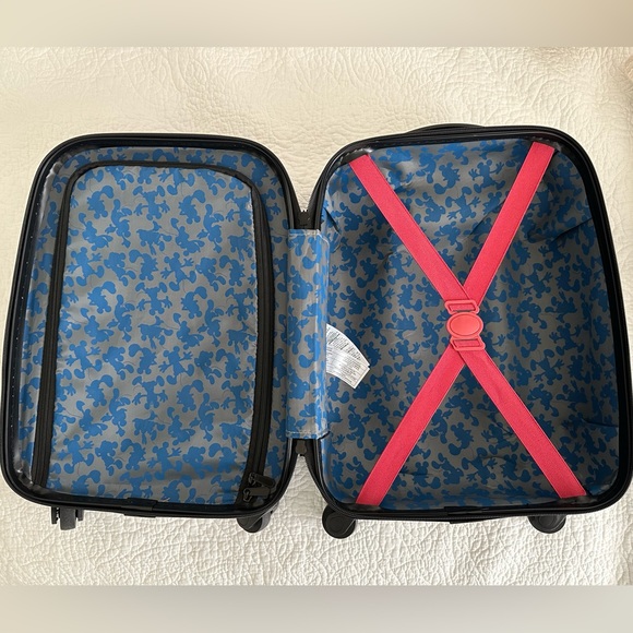 Disney Mickey Mouse Rolling Suitcase - Picture 4 of 6